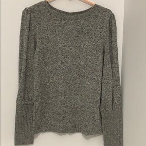 Grey long sleeve sweater
